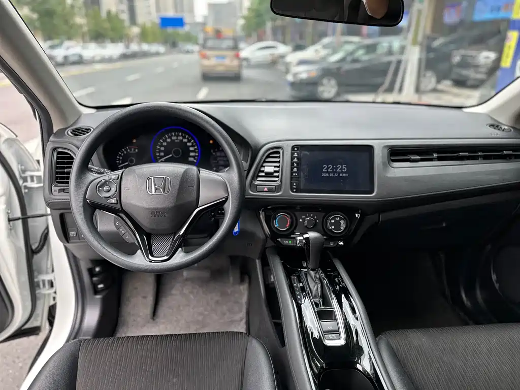 Honda Honda Vezel 2020 1.5L CVT Pioneer Edition 2021 - thumbnail 8