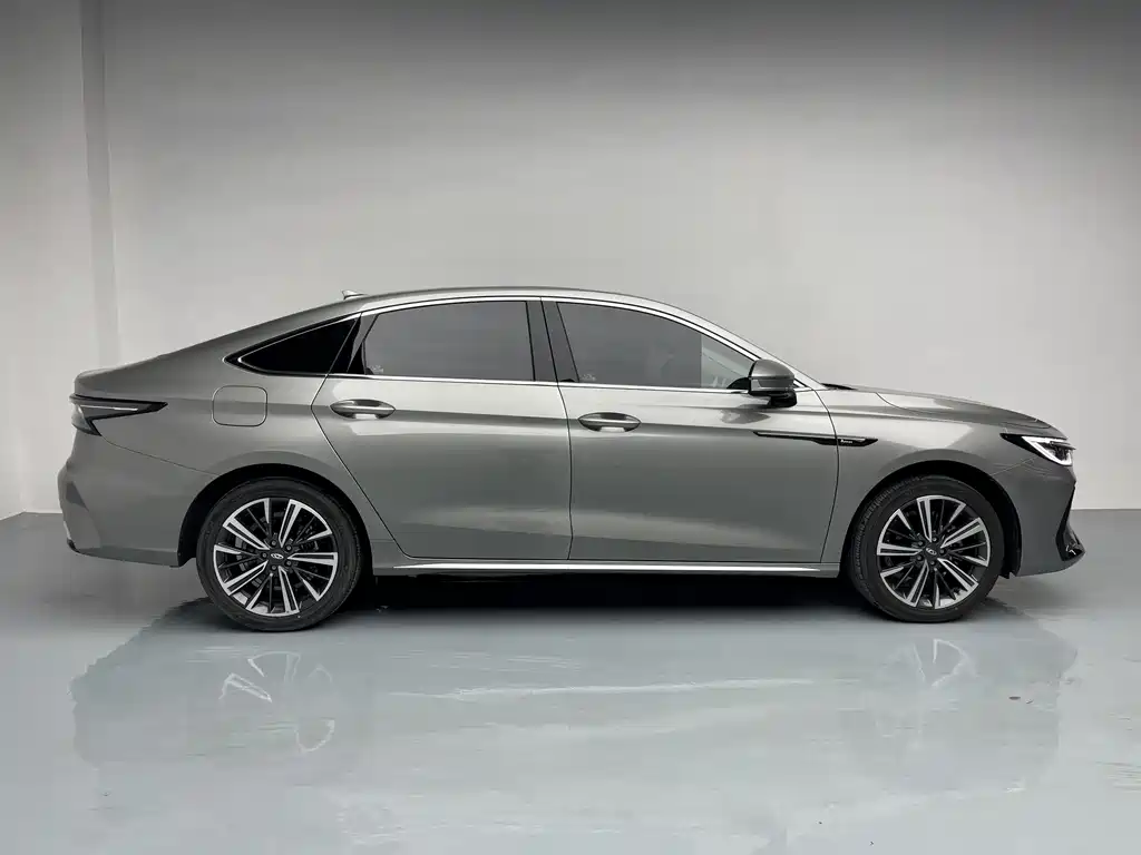 Chery Arrizo 8 2022 1.6T DCT Elegant 2024 - thumbnail 10