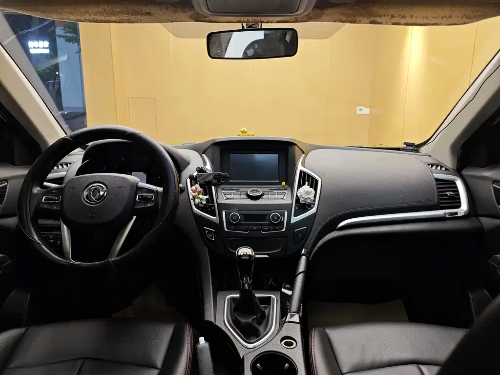 Dongfeng Fengshen DFM AX7 2016 1.4T Manual Intelligent Joy Edition 2017 - thumbnail 19