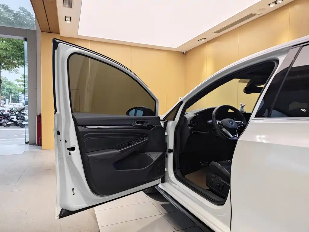 Volkswagen Volkswagen Golf 2021 280TSI DSG R-Line 2021 - thumbnail 7