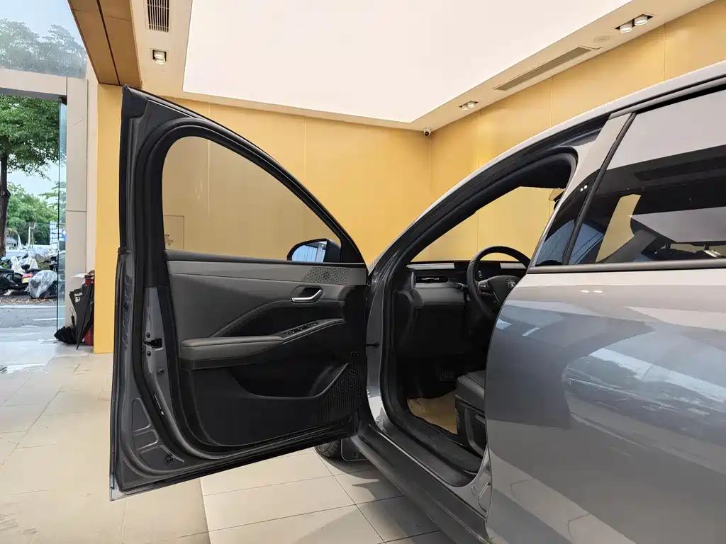 BYD BYD Qin PLUS 2024 Glory Edition DM-i 55KM Leading Model 2025 - thumbnail 7