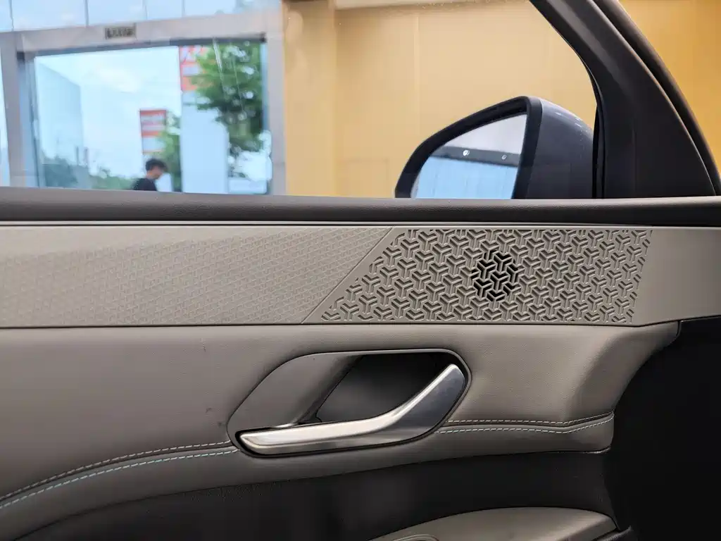 BYD BYD Qin PLUS 2024 Glory Edition DM-i 55KM Leading Model 2025 - thumbnail 8