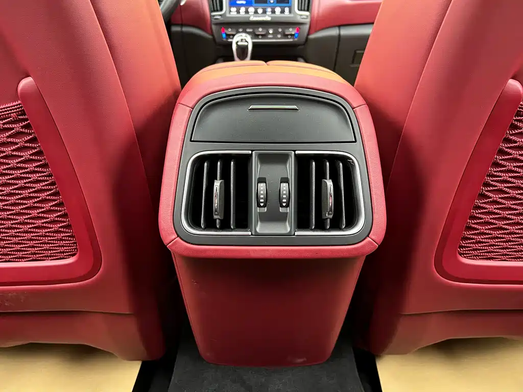 Maserati Maserati Levante 2018 3.0T Standard Edition 2019 - thumbnail 27
