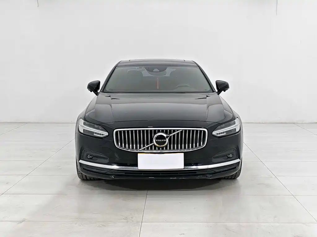 Volvo Volvo S90 2021 B5 Momentum Luxury Edition 2021 - thumbnail 2