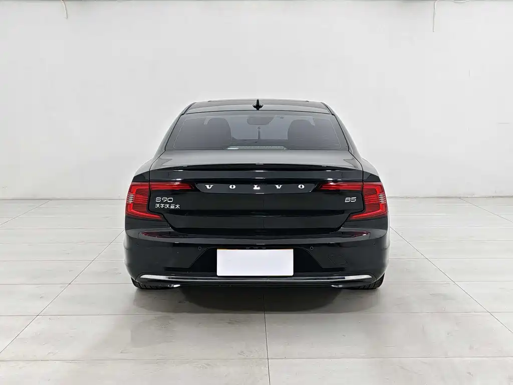 Volvo Volvo S90 2021 B5 Momentum Luxury Edition 2021 - thumbnail 5