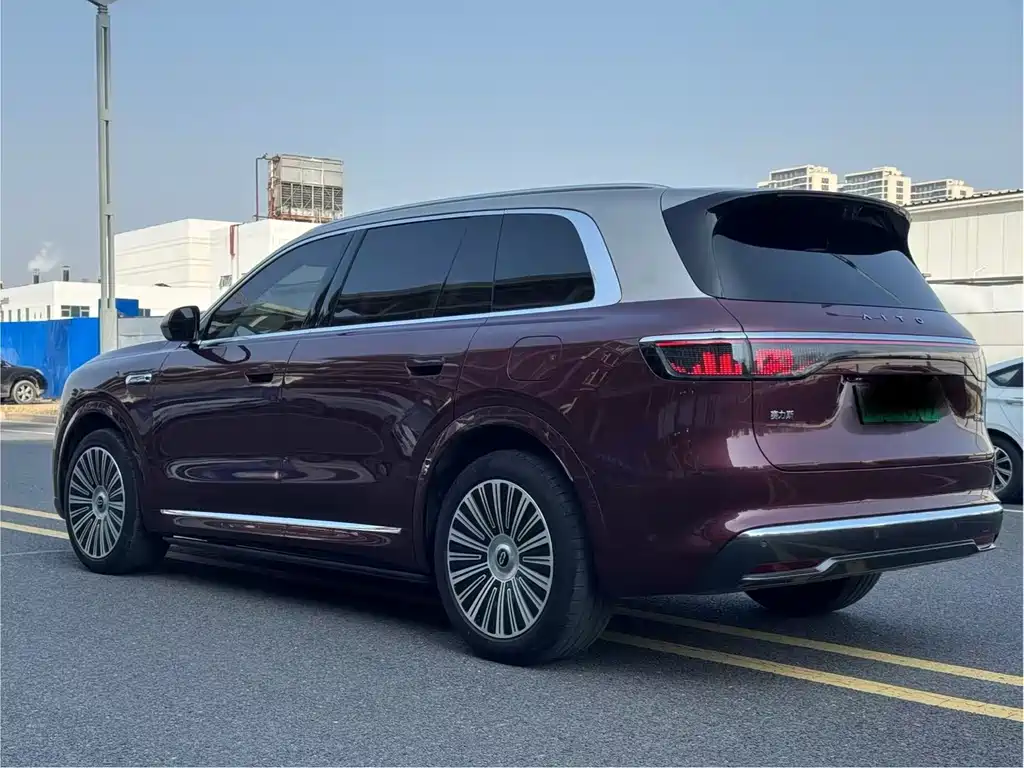 AITO Qijie Aito M8 2025 Extended Range Ultra 53.4kWh 5-seat Version with 192-line LiDAR 2025 - thumbnail 24