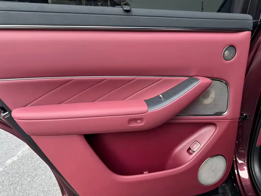 AITO Qijie Aito M8 2025 Extended Range Ultra 53.4kWh 5-seat Version with 192-line LiDAR 2025 - thumbnail 29