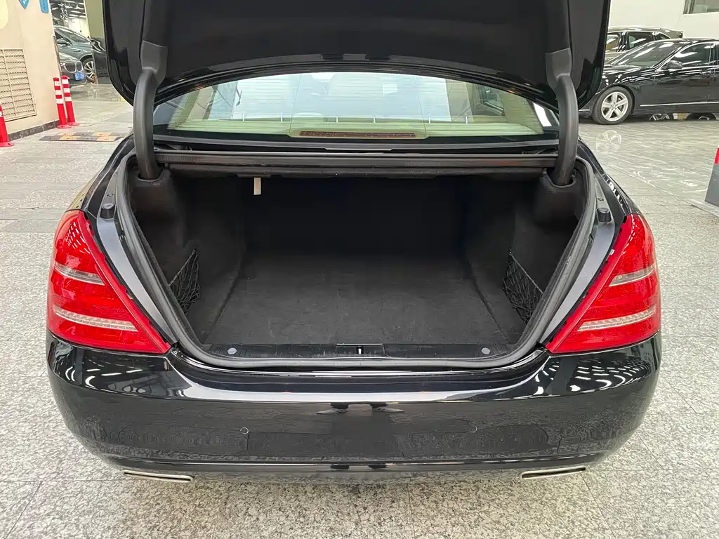 Mercedes-Benz Mercedes-Benz S-Class 2010 S 300 L Premium Edition 2011 - thumbnail 12