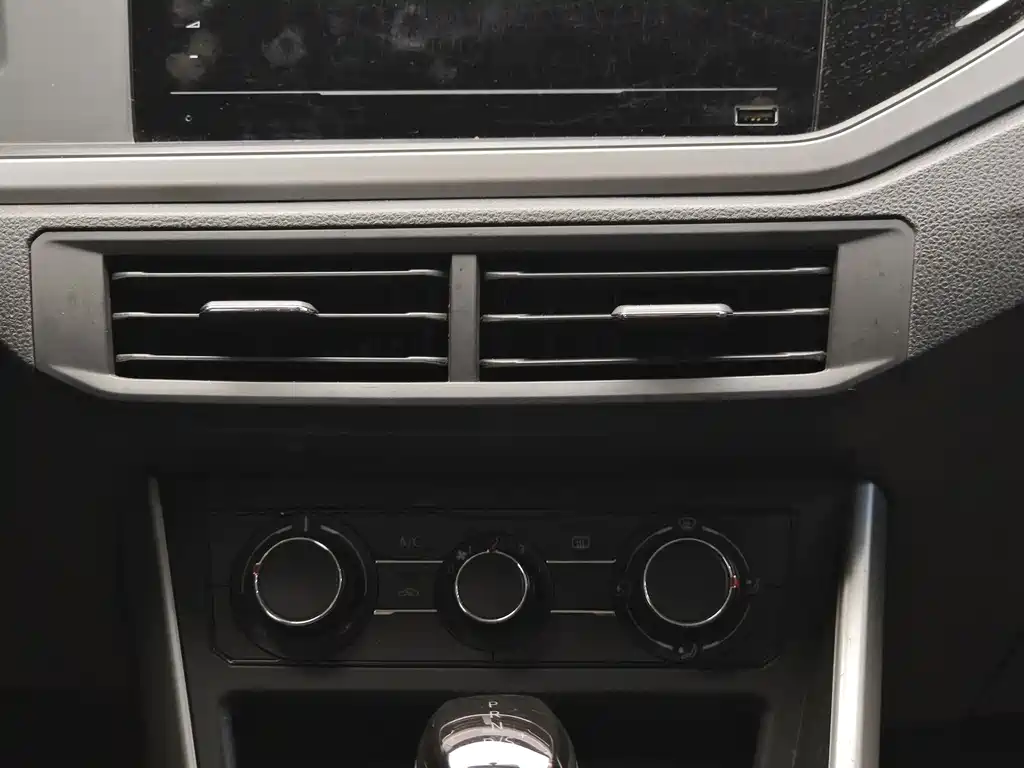 Volkswagen Volkswagen Polo 2023 Plus 1.5L Automatic Comfort Edition 2023 - thumbnail 16