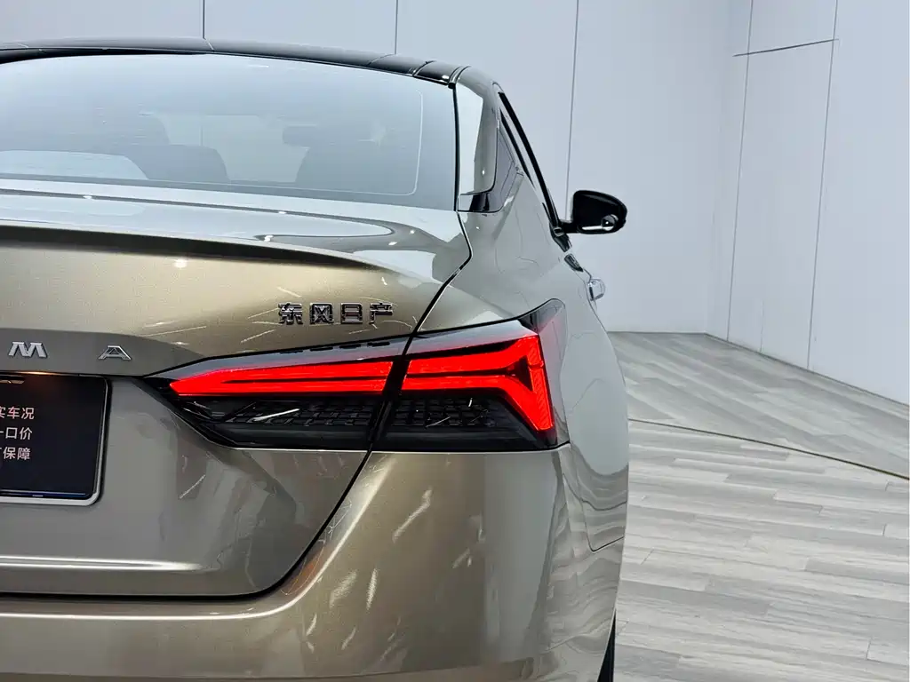 Nissan Nissan Altima 2022 2.0L XL-TLS Premium Edition 2022 - thumbnail 8