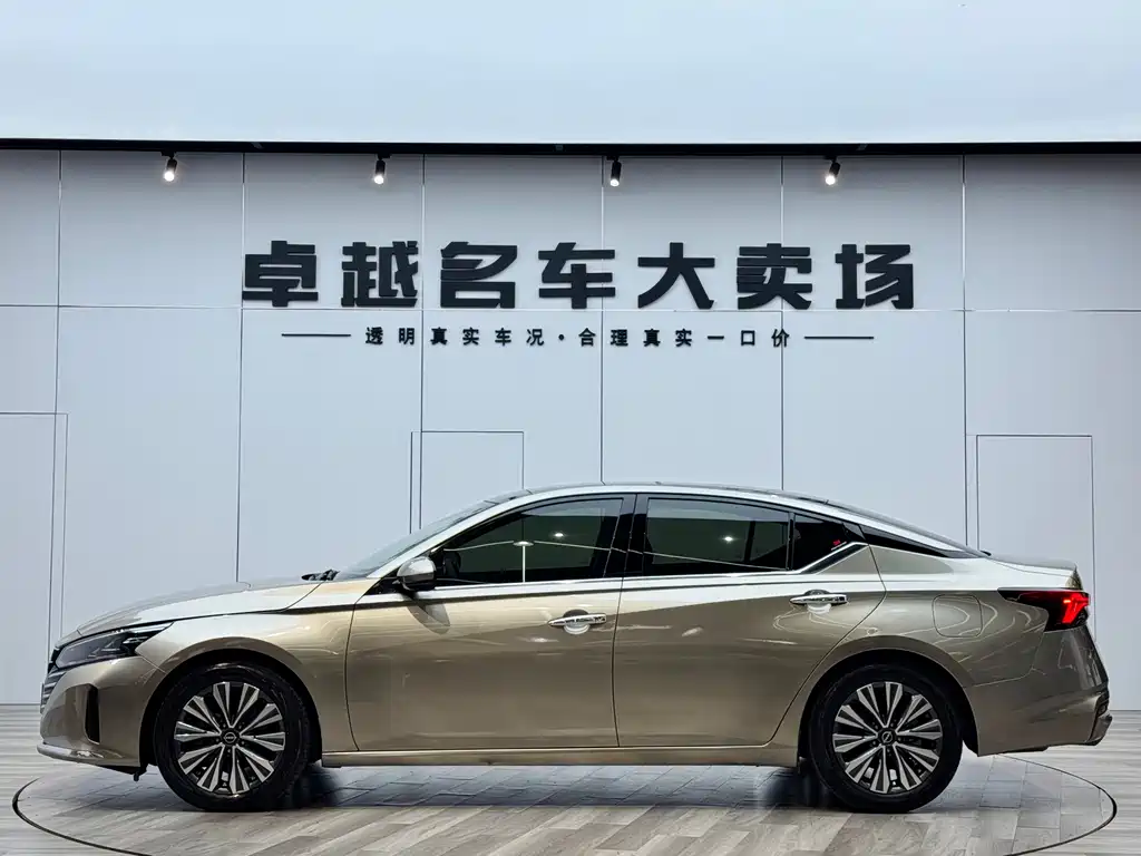 Nissan Nissan Altima 2022 2.0L XL-TLS Premium Edition 2022 - thumbnail 11