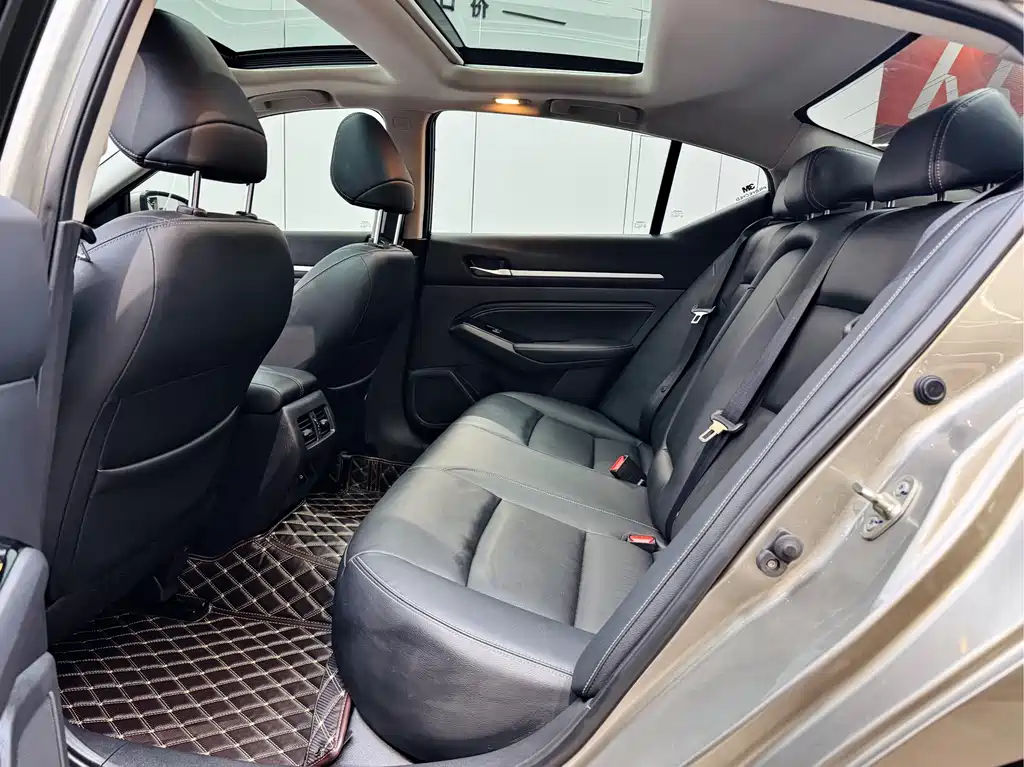 Nissan Nissan Altima 2022 2.0L XL-TLS Premium Edition 2022 - thumbnail 17