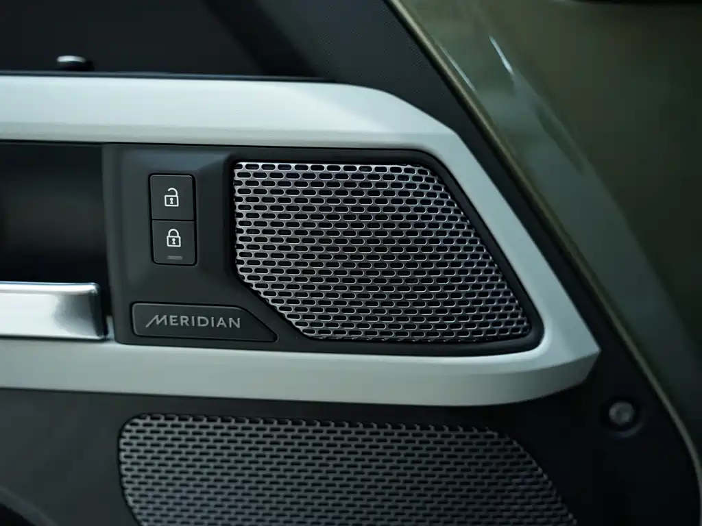 Land Rover Land Rover Defender 2021 90 P400 Heritage Edition 2021 - thumbnail 5