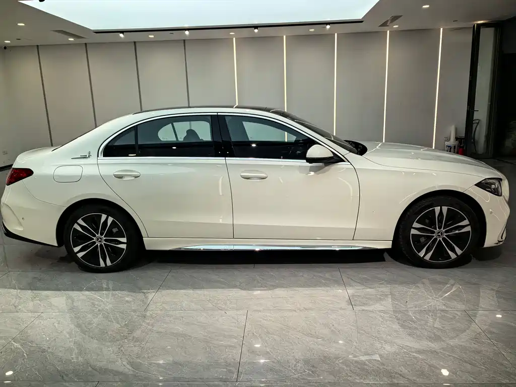Mercedes-Benz Mercedes-Benz C-Class Plug-in Hybrid 2024 C 350 eL 2024 - thumbnail 4