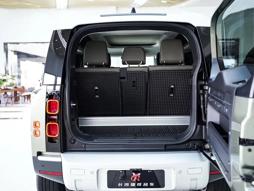Land Rover Land Rover Defender 2021 90 P400 Heritage Edition 2021 - thumbnail 15