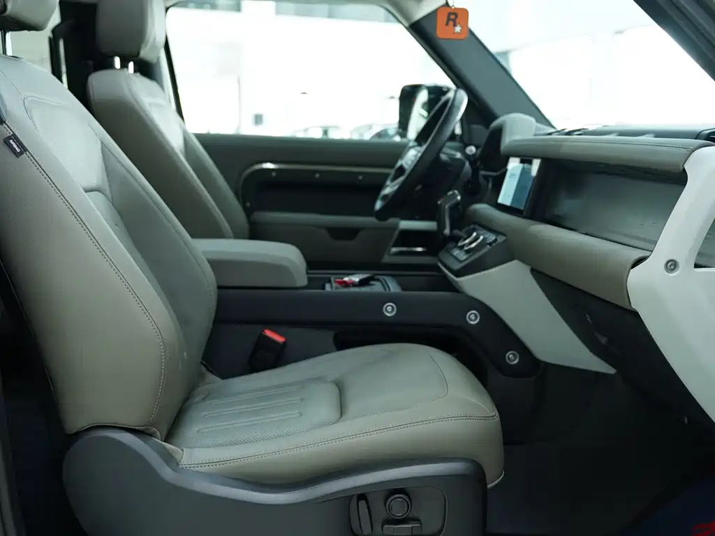 Land Rover Land Rover Defender 2021 90 P400 Heritage Edition 2021 - thumbnail 17