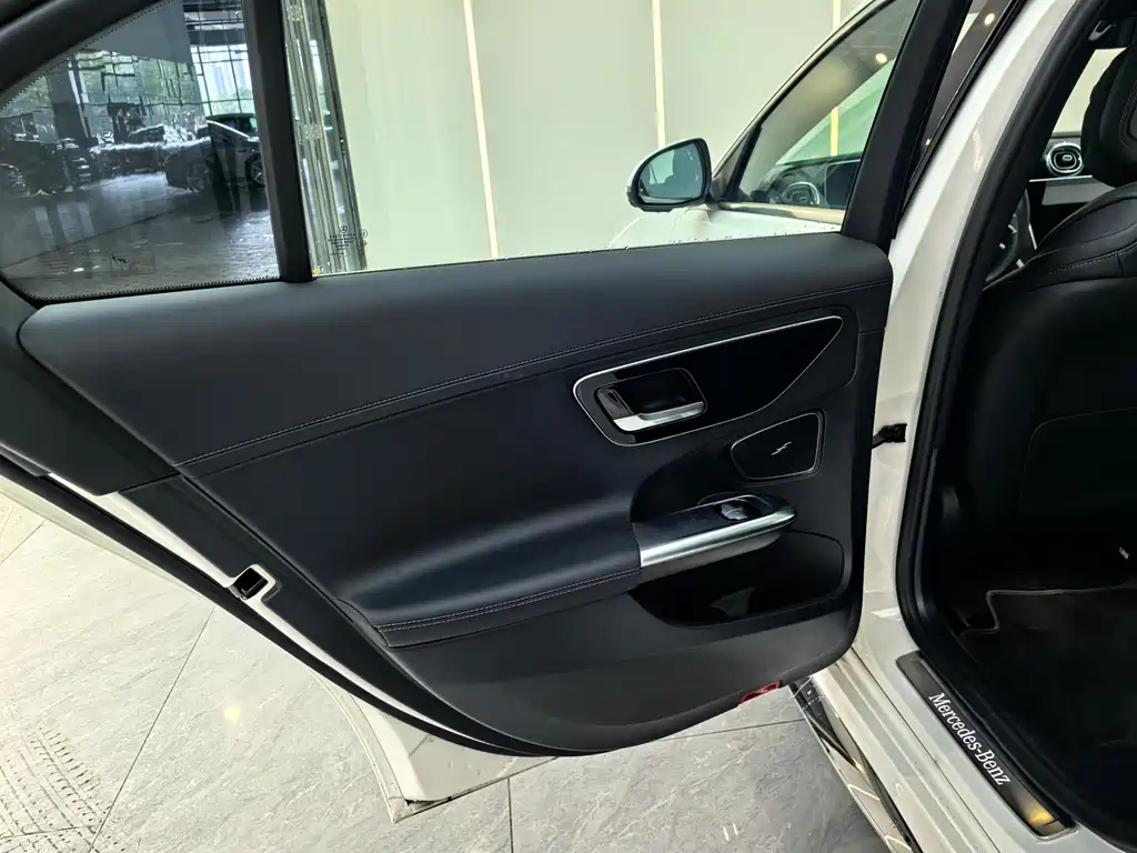 Mercedes-Benz Mercedes-Benz C-Class Plug-in Hybrid 2024 C 350 eL 2024 - thumbnail 8