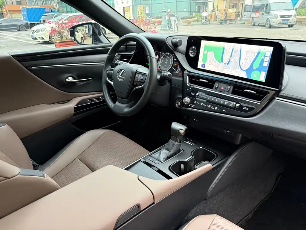 Lexus Lexus ES 2022 200 Excellent Edition 2023 - thumbnail 9