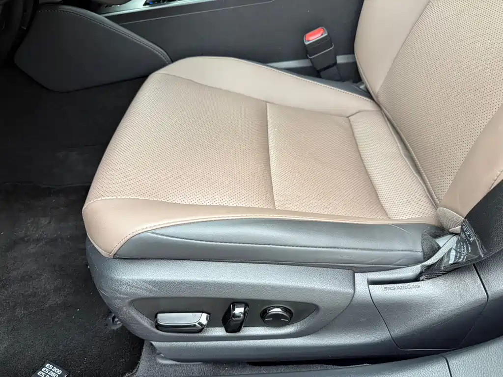 Lexus Lexus ES 2022 200 Excellent Edition 2023 - thumbnail 12
