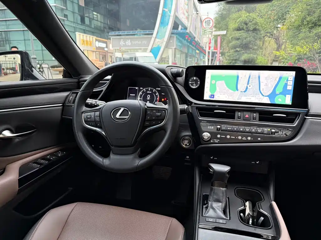 Lexus Lexus ES 2022 200 Excellent Edition 2023 - thumbnail 14