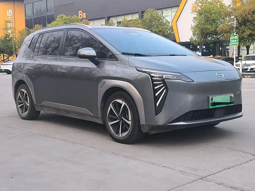 GAC AION AION Y 2023 Plus 610 Smart Edition Lithium Ternary 2023 - thumbnail 3