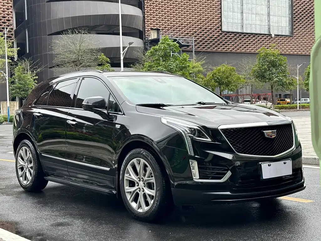 Cadillac Cadillac XT6 2021 2.0T Luxury 6-Seat FWD 2021 - thumbnail 3