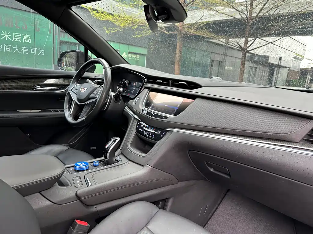Cadillac Cadillac XT6 2021 2.0T Luxury 6-Seat FWD 2021 - thumbnail 10