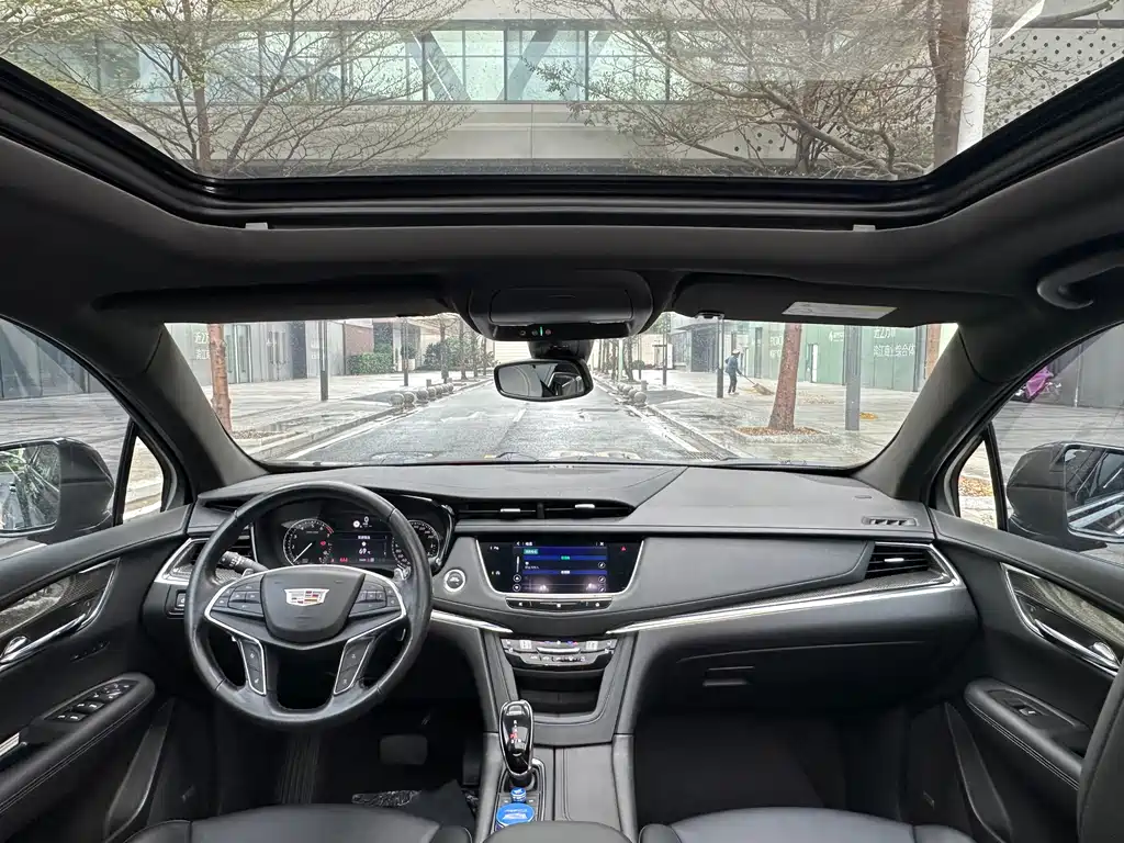 Cadillac Cadillac XT6 2021 2.0T Luxury 6-Seat FWD 2021 - thumbnail 12