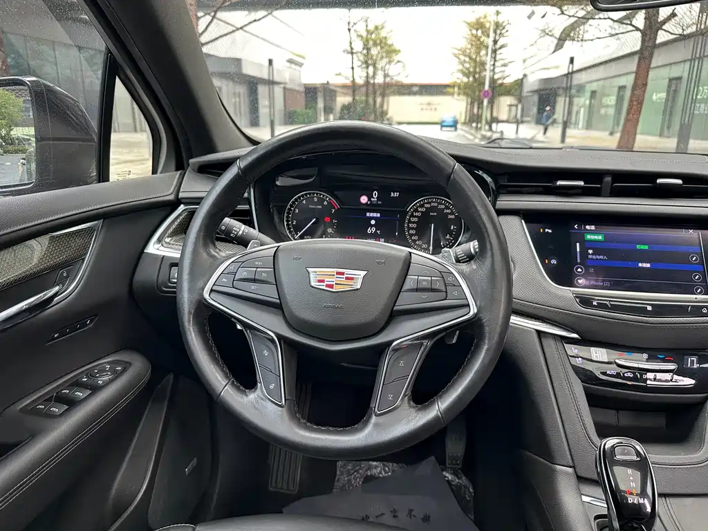 Cadillac Cadillac XT6 2021 2.0T Luxury 6-Seat FWD 2021 - thumbnail 13