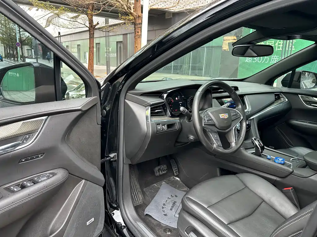 Cadillac Cadillac XT6 2021 2.0T Luxury 6-Seat FWD 2021 - thumbnail 14