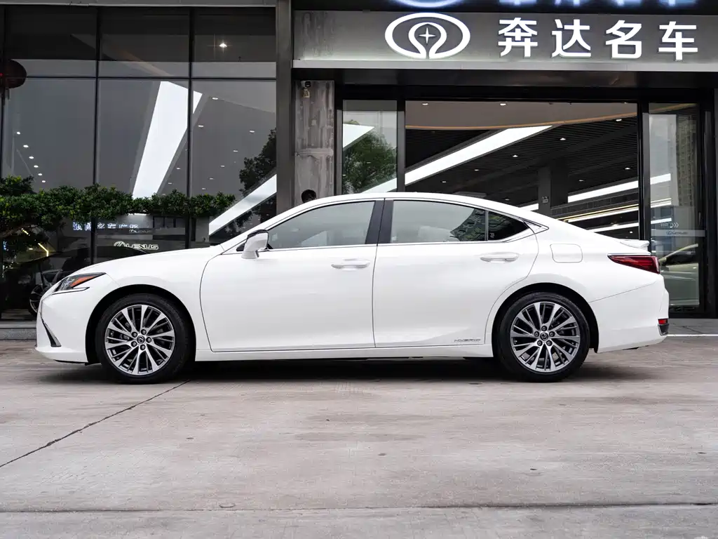Lexus Lexus ES 300h 2020 Premium Edition 2021 - thumbnail 4