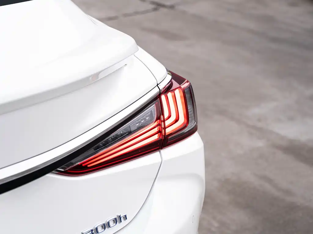 Lexus Lexus ES 300h 2020 Premium Edition 2021 - thumbnail 7