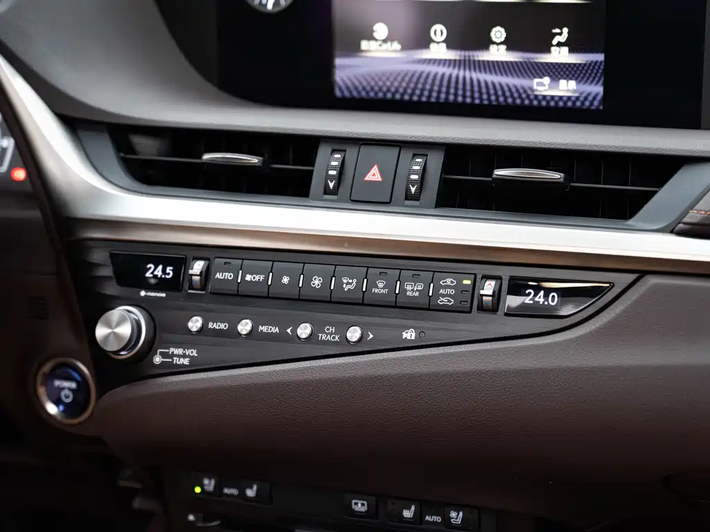 Lexus Lexus ES 300h 2020 Premium Edition 2021 - thumbnail 17