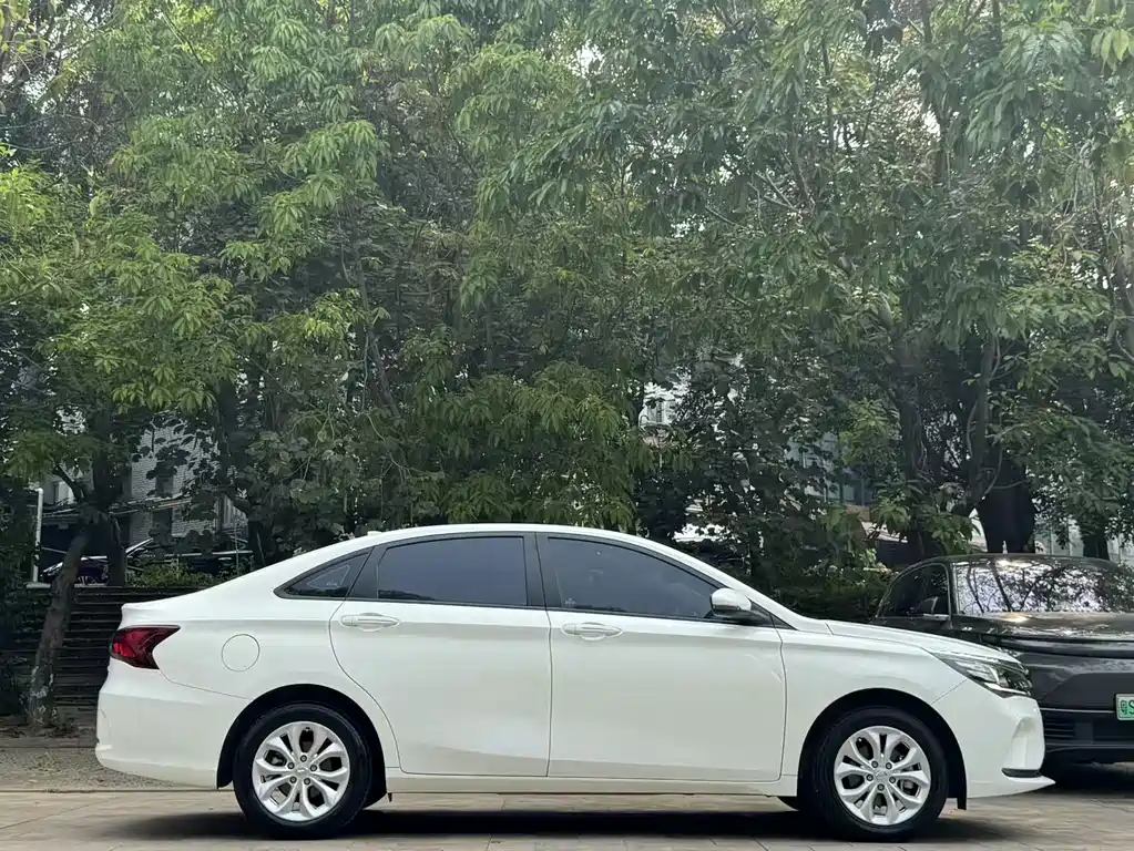 GAC Trumpchi GAC GA4 2018 200T Manual Luxury Edition 2019 - thumbnail 8