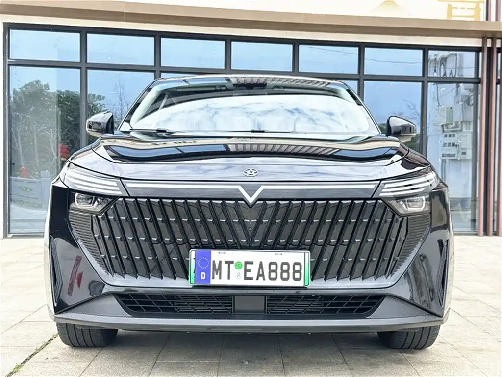 Qichen Dongfeng Nissan Qichen D50 DD-i 2023 110km iE Edition 2023 - thumbnail 2
