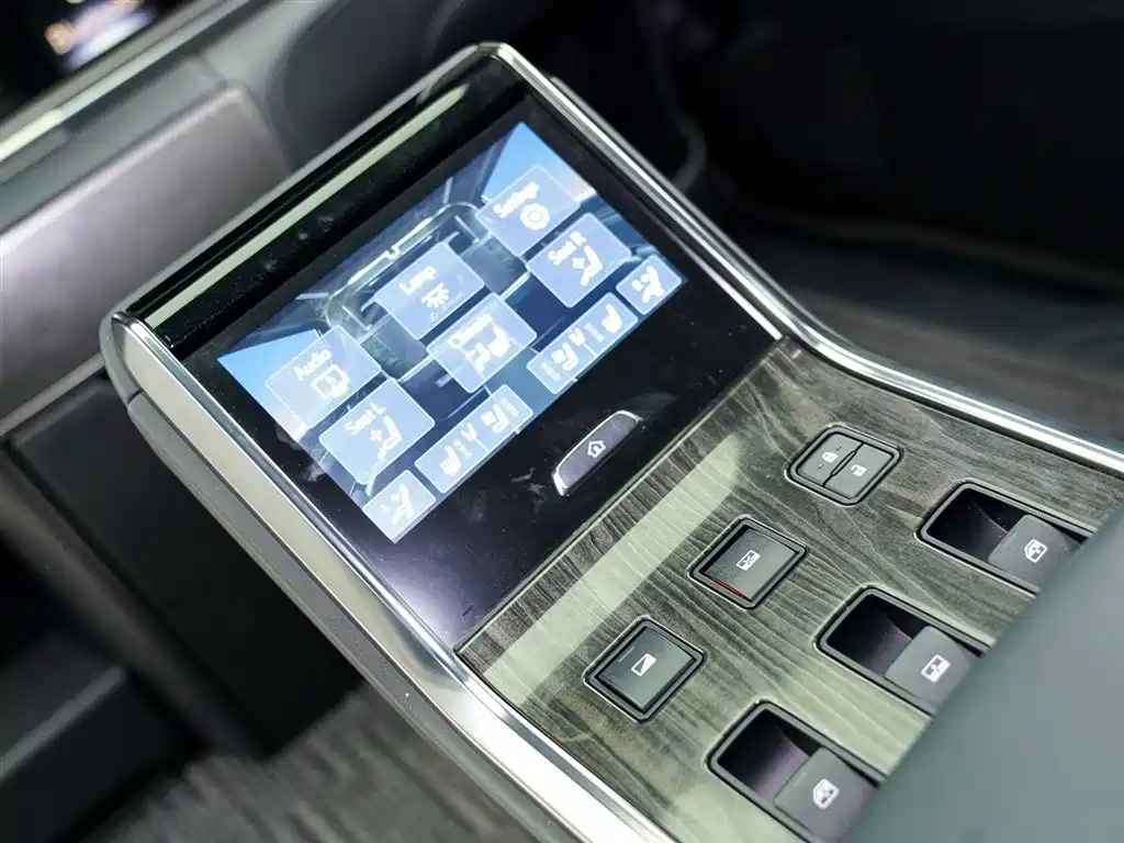 Lexus Lexus LM 2023 3.5L Automatic 2024 - thumbnail 11