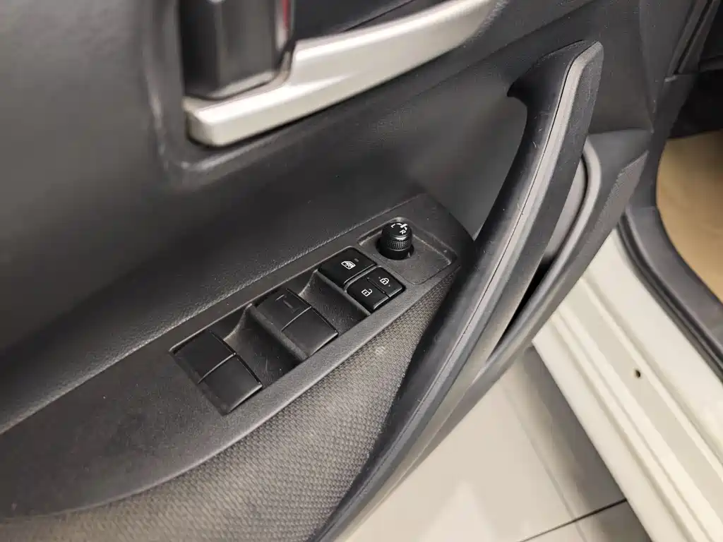 Toyota Toyota Corolla 2021 TNGA 1.5L CVT Advanced Edition 2023 - thumbnail 9
