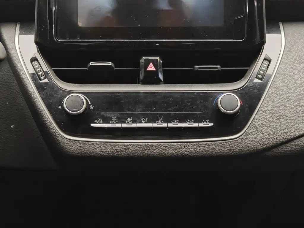 Toyota Toyota Corolla 2021 TNGA 1.5L CVT Advanced Edition 2023 - thumbnail 16