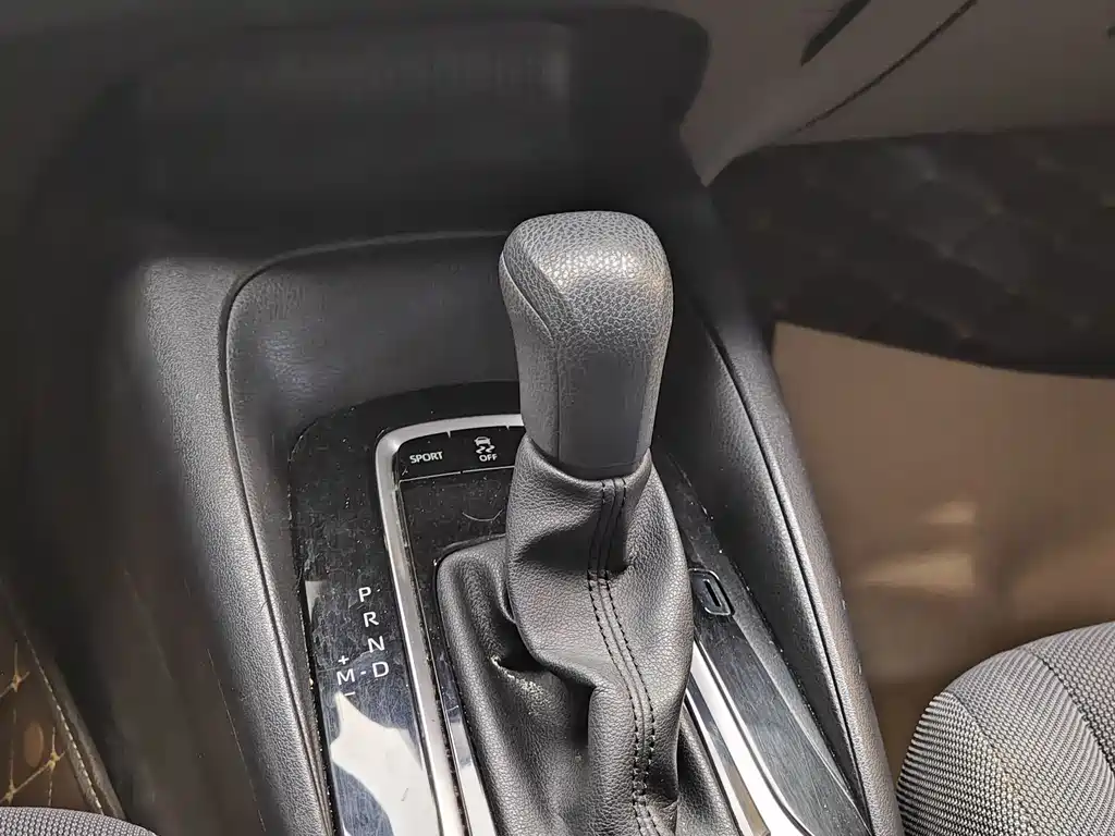 Toyota Toyota Corolla 2021 TNGA 1.5L CVT Advanced Edition 2023 - thumbnail 17