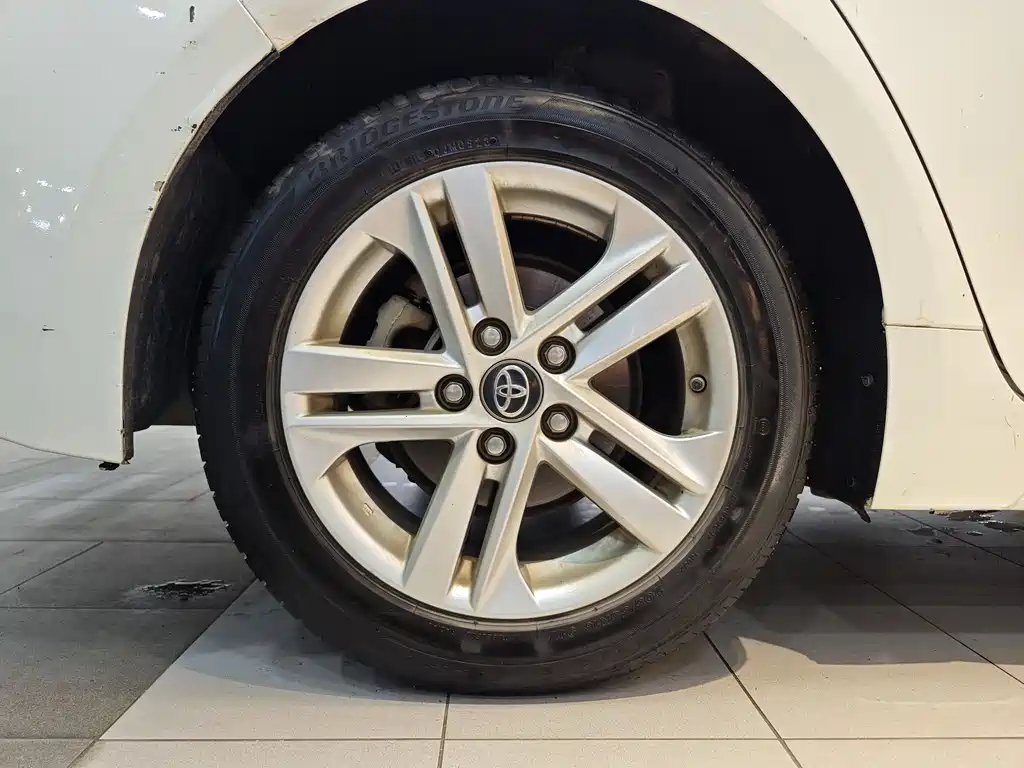 Toyota Toyota Corolla 2021 TNGA 1.5L CVT Advanced Edition 2023 - thumbnail 30