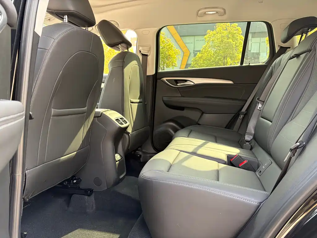 Buick Buick Envision Plus 2025 Envision Plus 28T FWD Platinum Edition 2025 - thumbnail 10