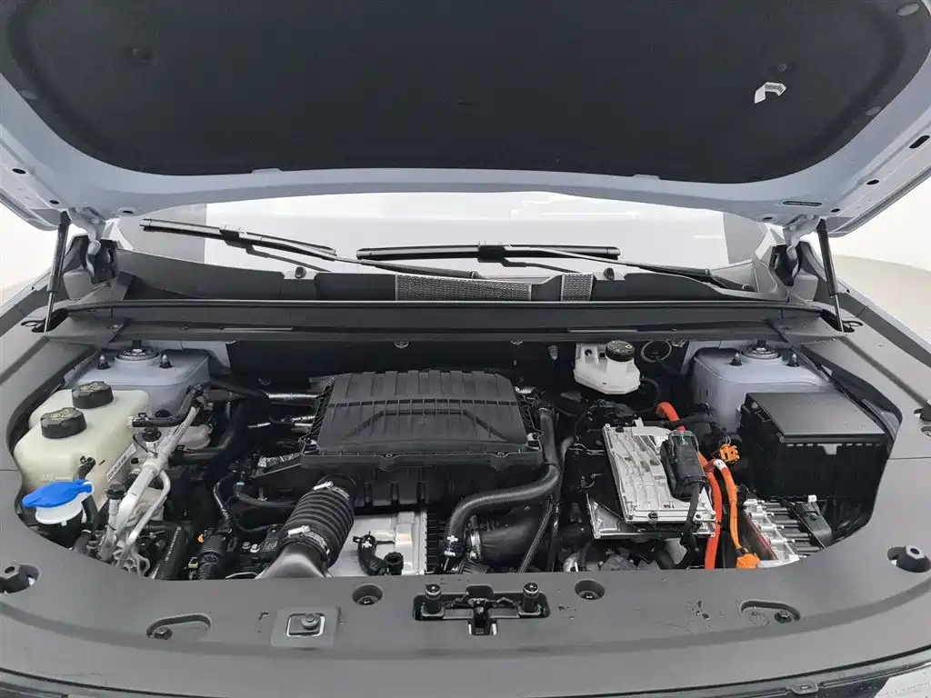Jetour Shanhai Jetour Shanhai L7 PLUS 2026 121km Luxury 5-seater 2025 - thumbnail 6