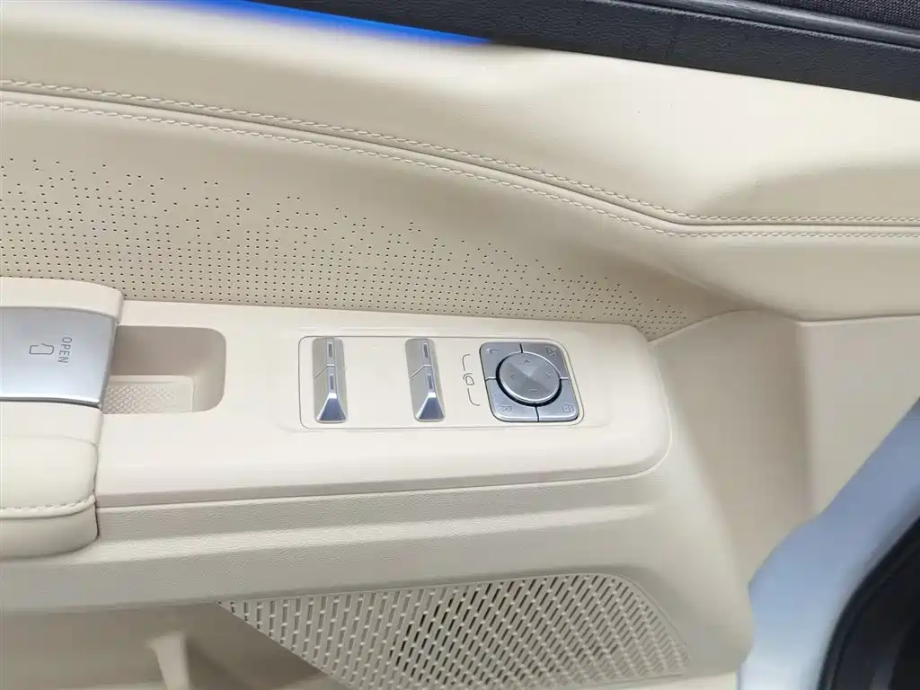 Jetour Shanhai Jetour Shanhai L7 PLUS 2026 220km Flagship Edition 7-seats 2025 - thumbnail 9
