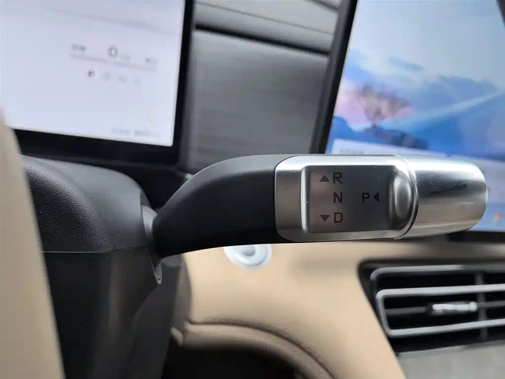 Jetour Shanhai Jetour Shanhai L7 PLUS 2026 121km Luxury 5-seater 2025 - thumbnail 13