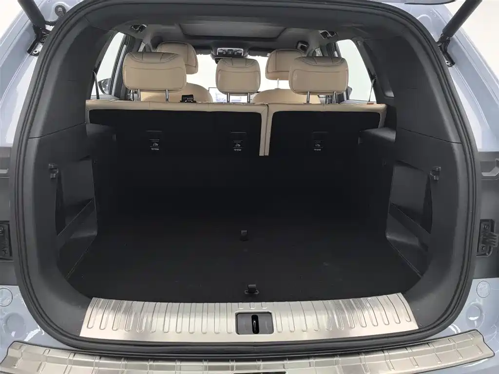 Jetour Shanhai Jetour Shanhai L7 PLUS 2026 121km Luxury 5-seater 2025 - thumbnail 16