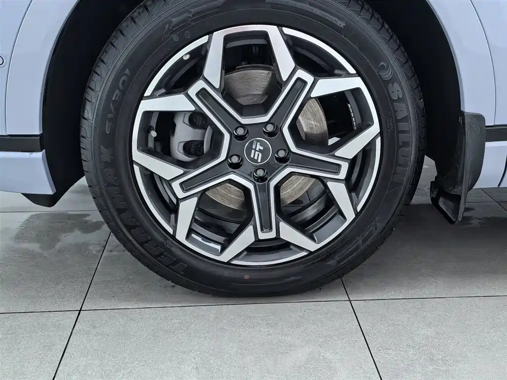 Jetour Shanhai Jetour Shanhai L7 PLUS 2026 121km Luxury 5-seater 2025 - thumbnail 17