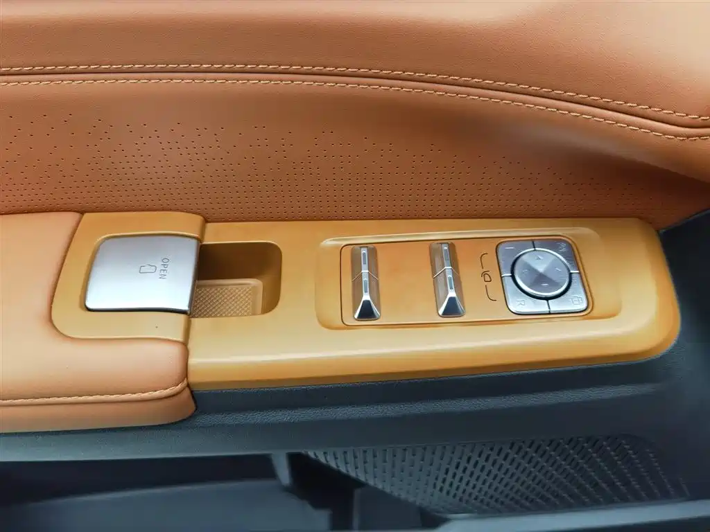 Jetour Shanhai Jetour Shanhai L7 PLUS 2026 220km Elite 5-seater 2025 - thumbnail 9