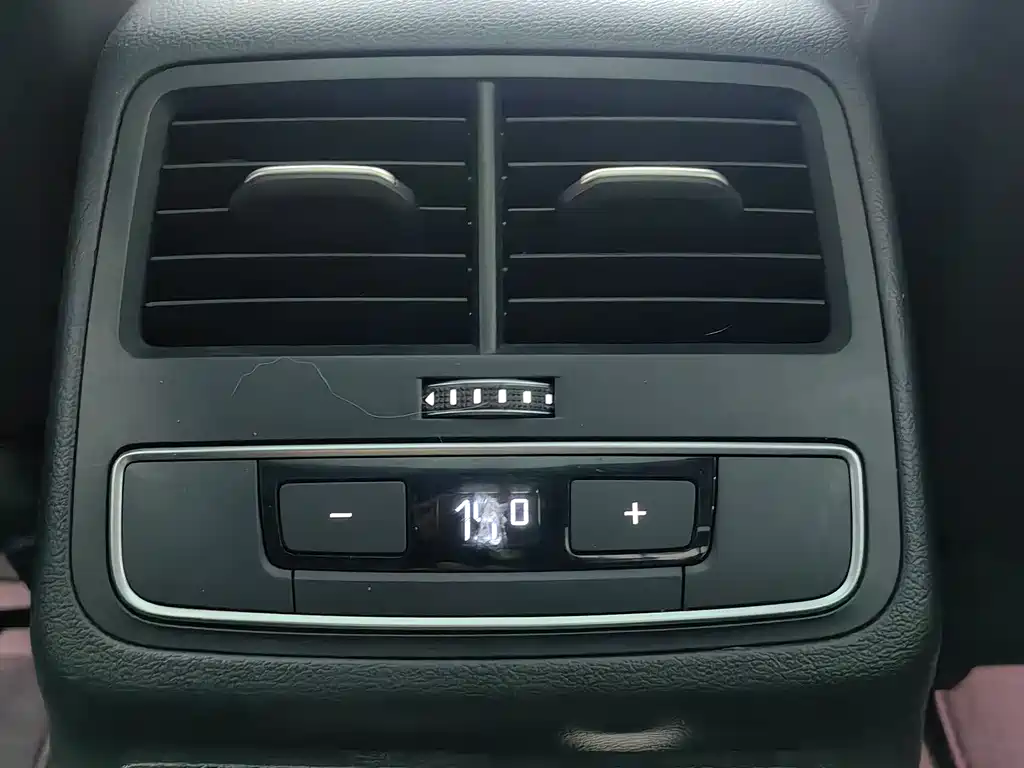 Audi Audi A4L 2020 40 TFSI Premium Dynamic Edition 2021 - thumbnail 7
