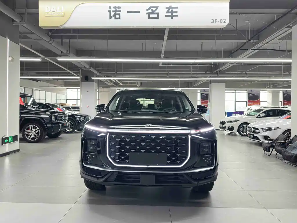 Jetour Shanhai Jetour Shanhai L9 2024 1.5TD 2DHT Executive Edition 5-seat 2026 - thumbnail 2
