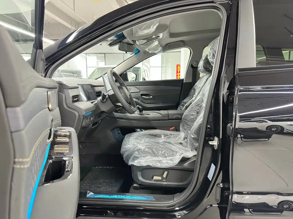Jetour Shanhai Jetour Shanhai L9 2024 1.5TD 2DHT Executive Edition 5-seat 2026 - thumbnail 9